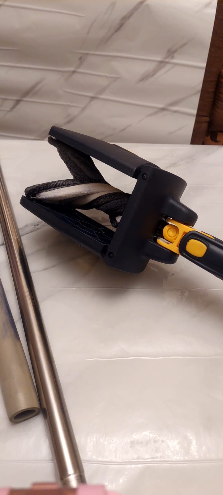 TWISTED RECTANGLE MOP EITH BOX